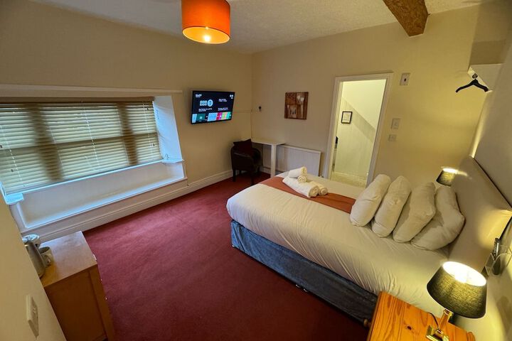 Room 15 of 43