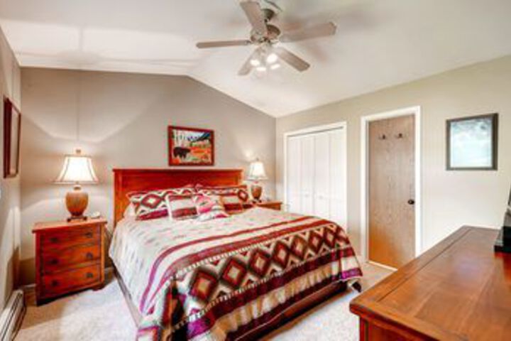 Room 106 of 434