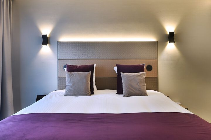 Room 26 of 70