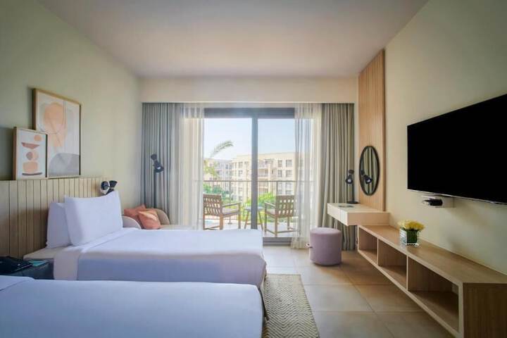Room 3 of 14