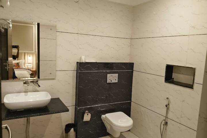 Room 19 of 24
