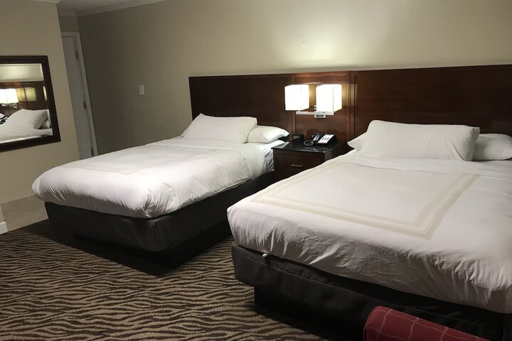 Standard Double Room 2 Queen Beds (18 of 18)