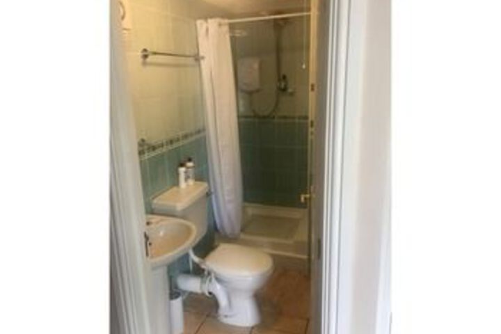 Room 5 of 20