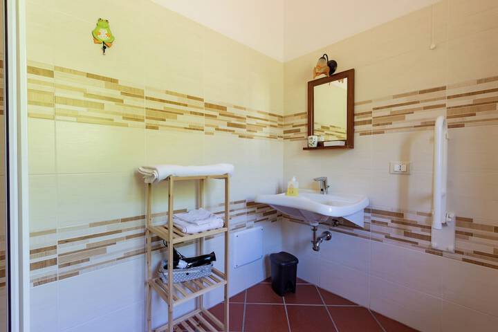 Room 11 of 21