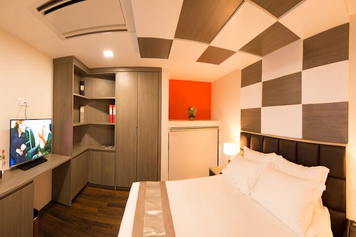 Room 43 of 129