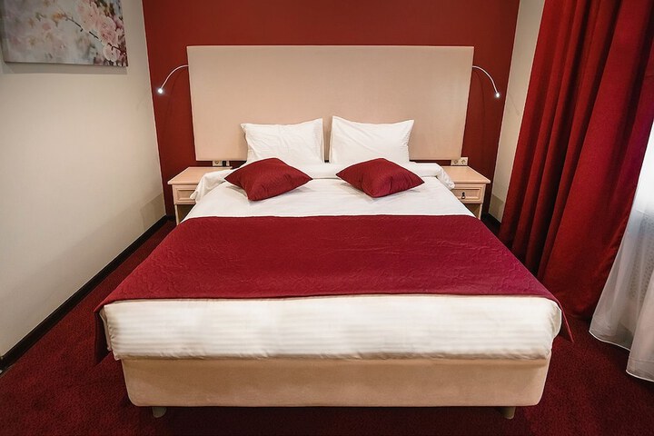 Room 15 of 20