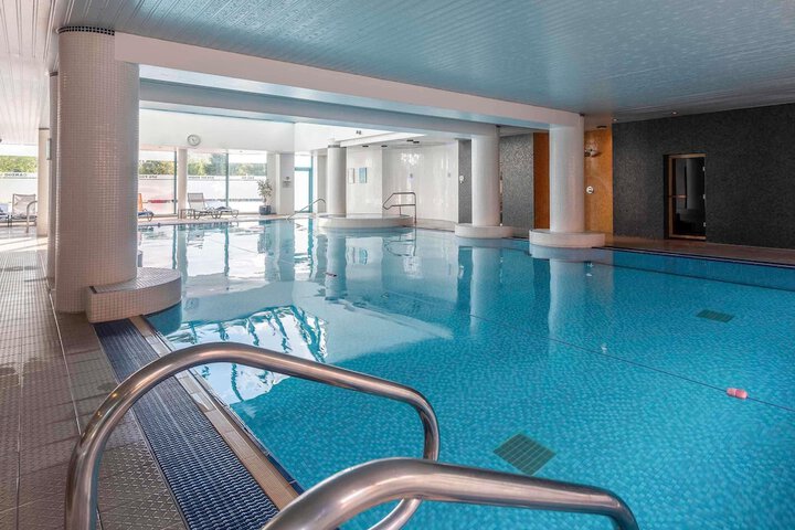 Pool 82 of 227