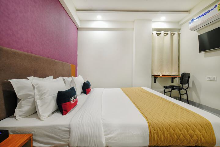 Room 20 of 48