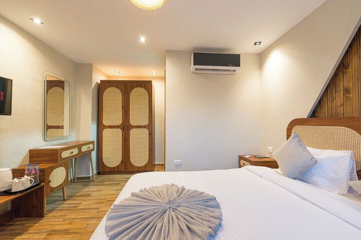 Room 34 of 75