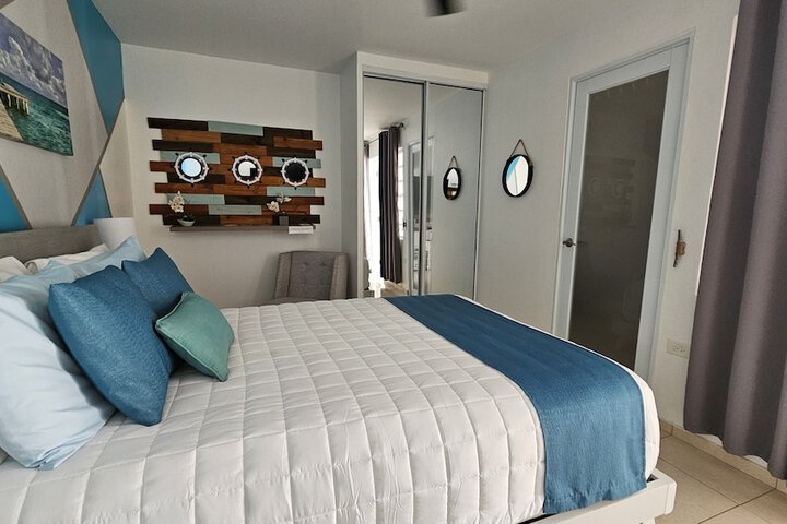 Room 13 of 71