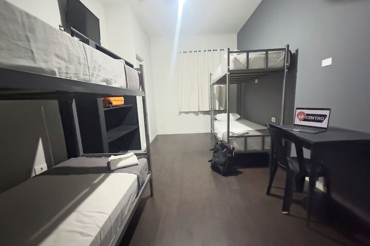 Room 4 of 43