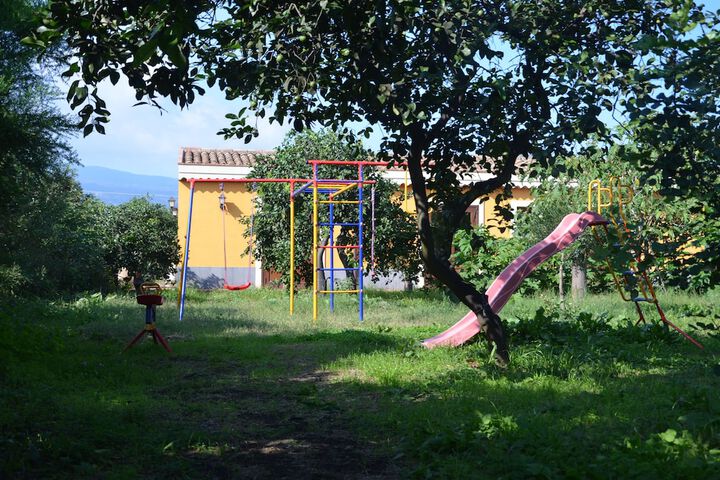 Children's play area - outdoor