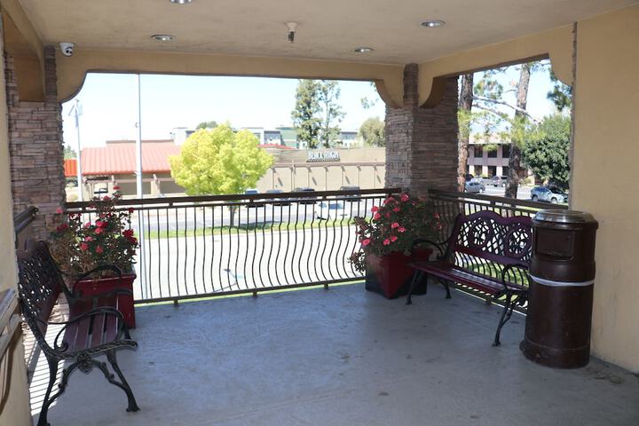 Hotel 16 of 16