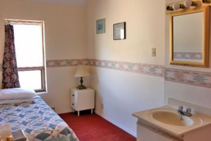 Room 38 of 68
