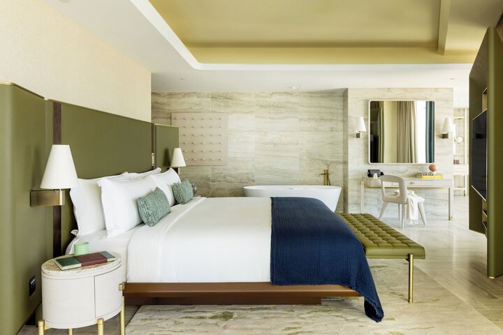 Room 34 of 119