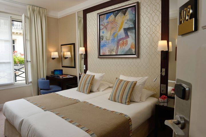 Room 5 of 34