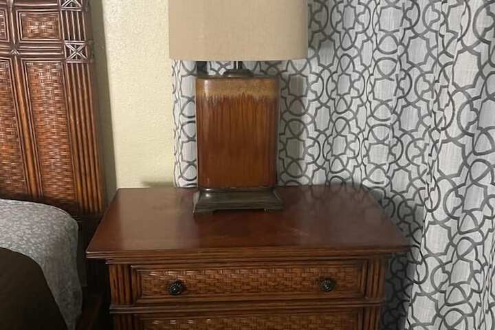 Room 47 of 172