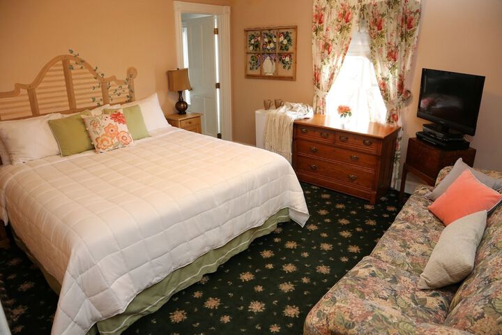Room 46 of 68