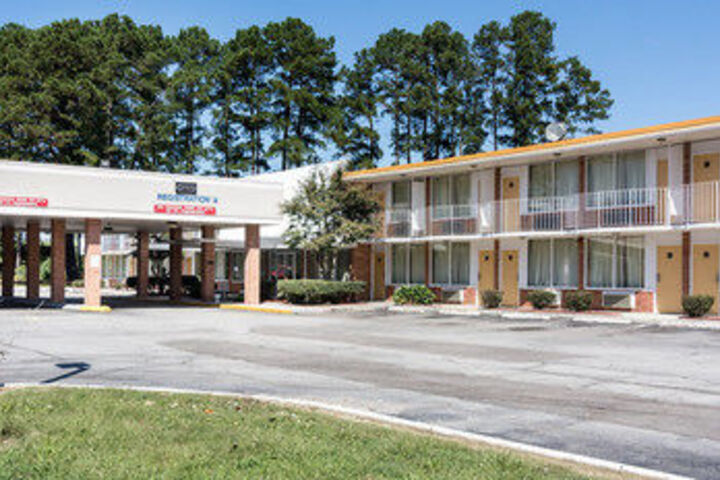 Rodeway Inn Emporia Va Closed in Emporia, VA