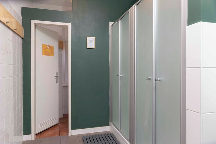 Clean Restrooms