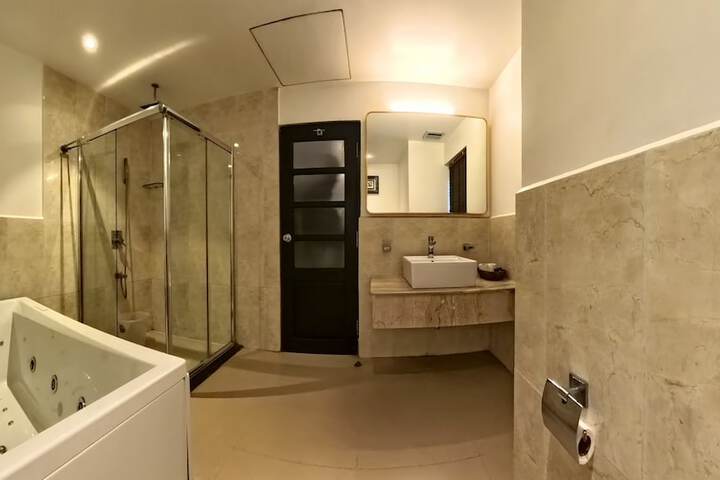 Room 34 of 49