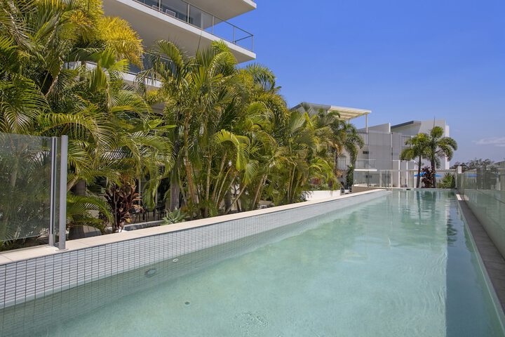 Pool 60 of 81