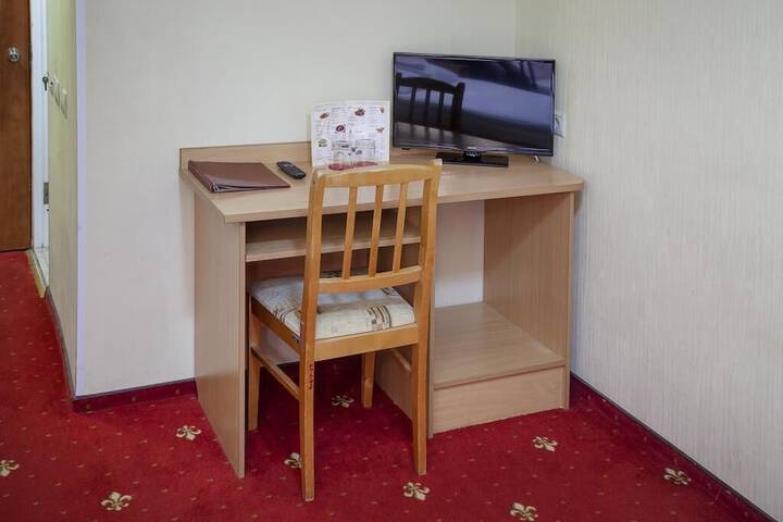 Room 19 of 32