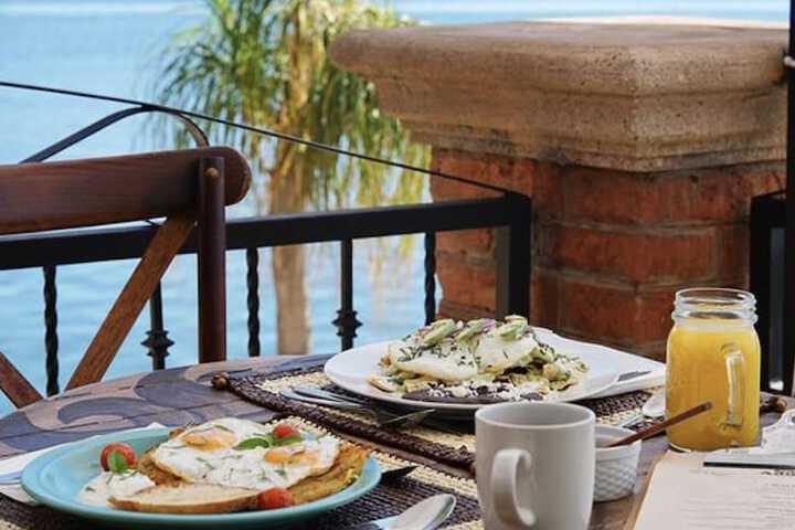 Breakfast/Coffee Service 21 of 22