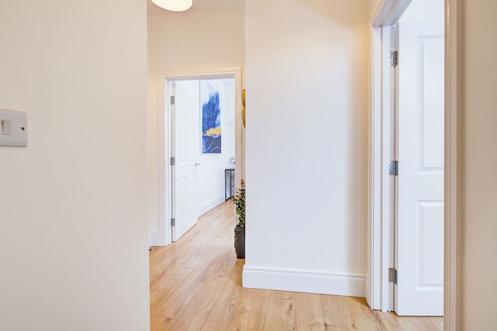 Photo of HYBRID RESI - NEW MALDEN
