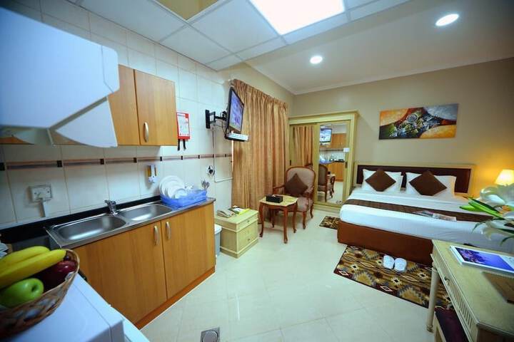 Room 5 of 65