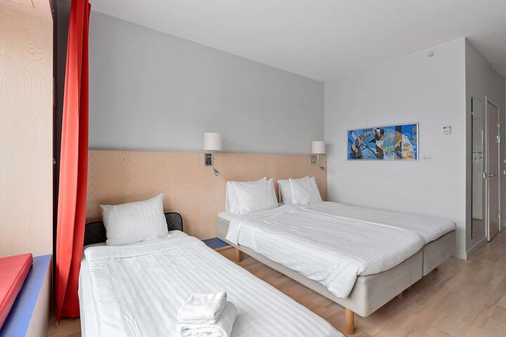 Room 15 of 45