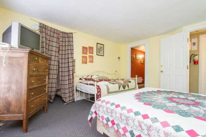Room 89 of 165