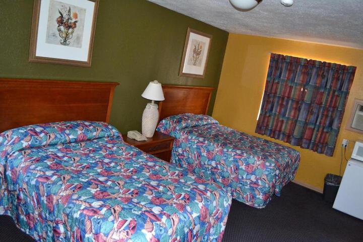 Standard Double Bed (2 of 7)