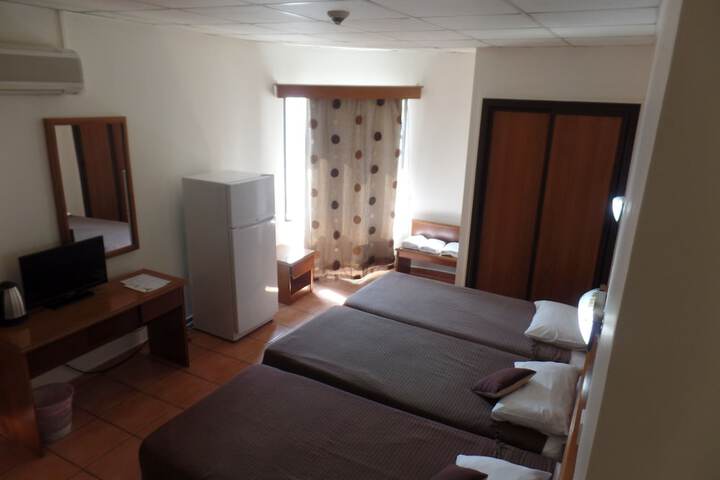 Room 8 of 64