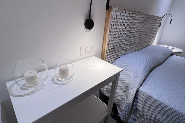 Room 8 of 78