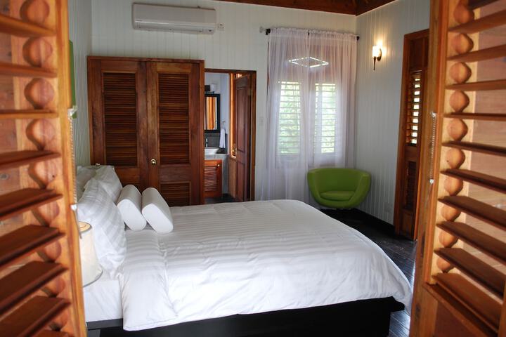 Room 2 of 55