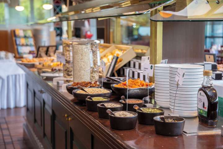 Breakfast buffet