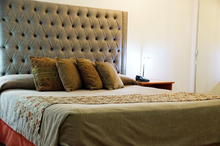 Room 12 of 161