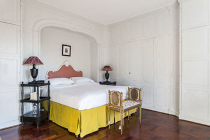 Room 49 of 121