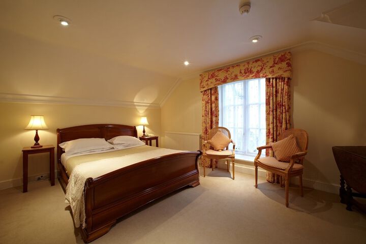 Room 3 of 50