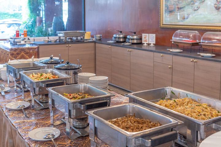 Dining Photos