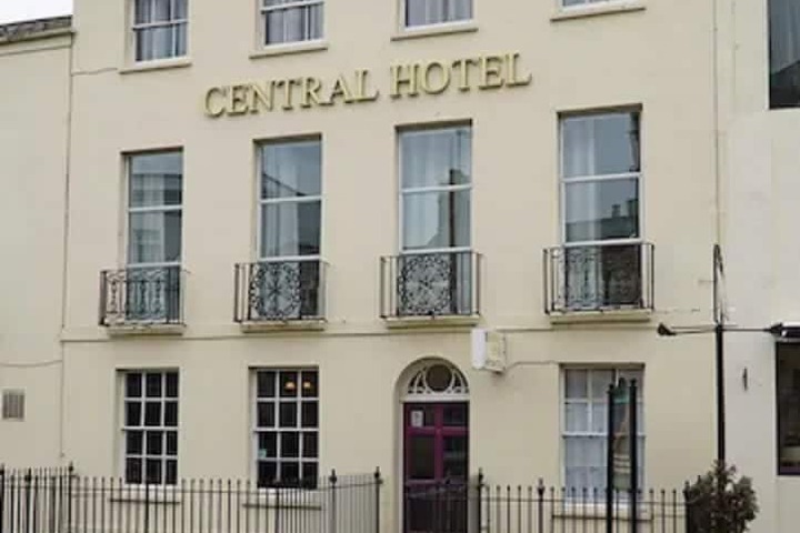 Hotel 34 of 34