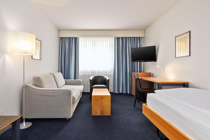 Room 60 of 72
