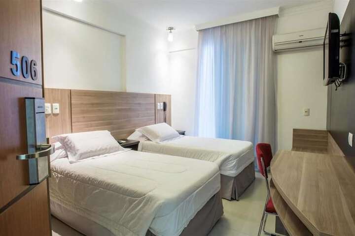 Room 5 of 19