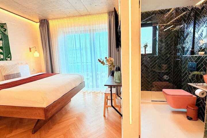 Room 75 of 175