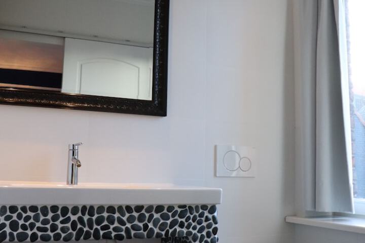 Room 14 of 51