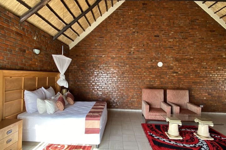 Room 5 of 23