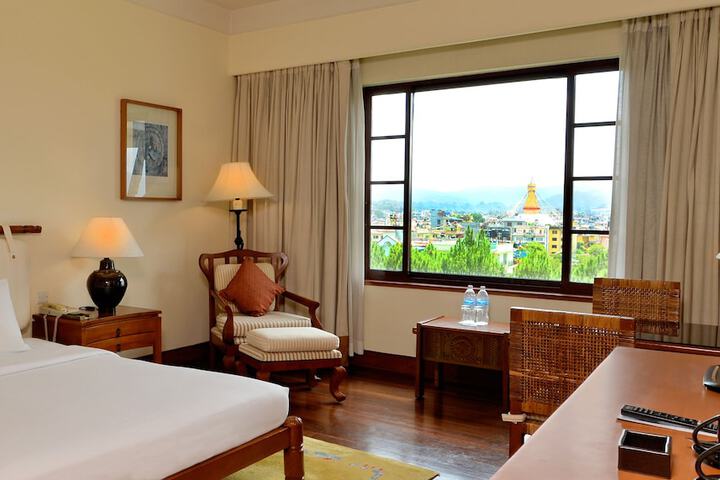 Room 25 of 121