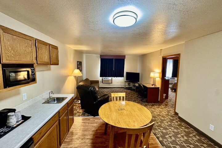 Room 15 of 32