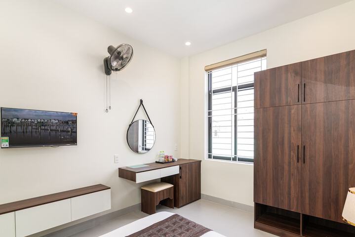 Room 15 of 40